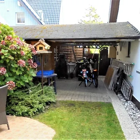 Geraeumige In Mit Terrasse *