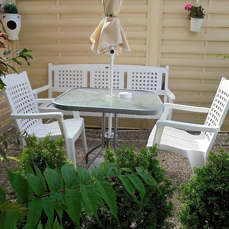 Lejlighed Geraeumige In Mit Terrasse *